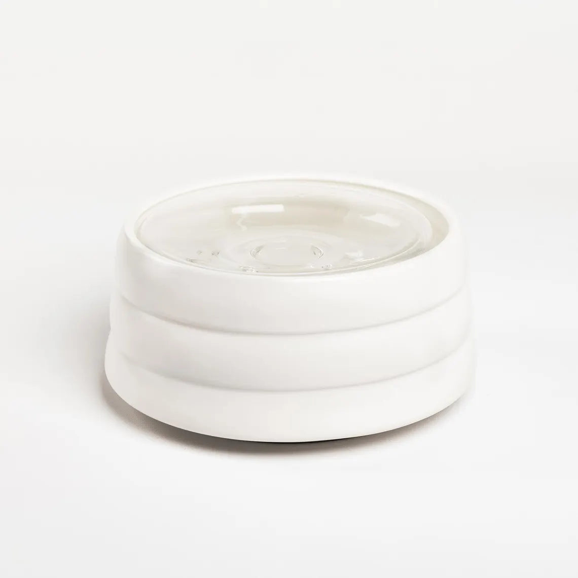 Splashproof drinking bowl